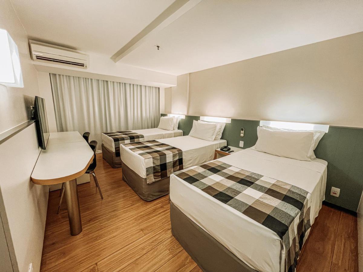 Hotel St Paul Plaza