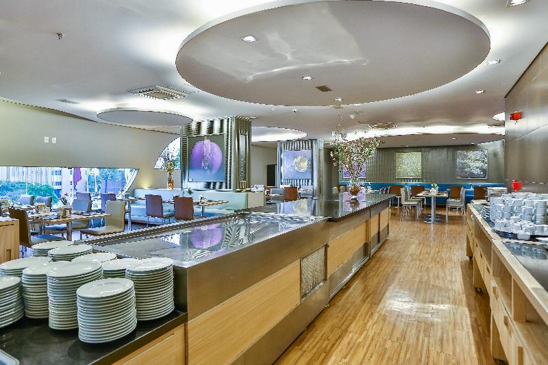 St Paul Plaza Hotel